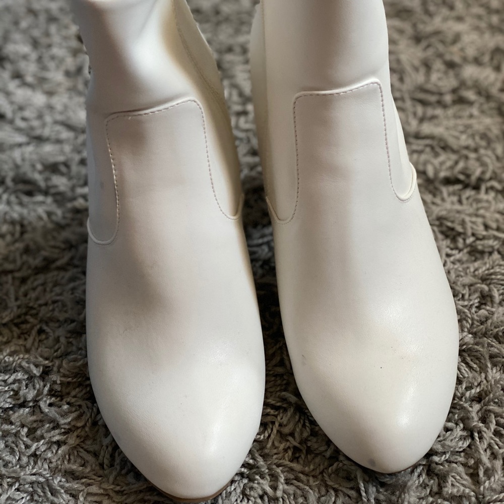 a new day white boots
